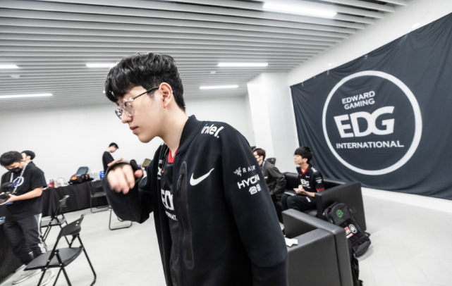 唐斯始终在 唐斯始终在