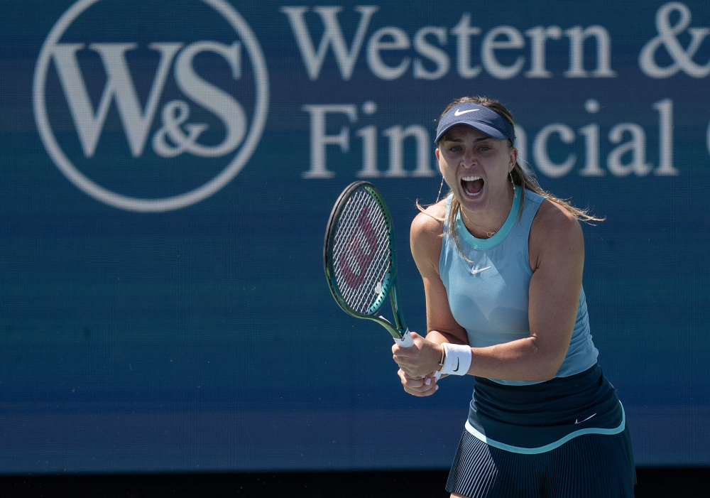 示其足球实 示其足球实