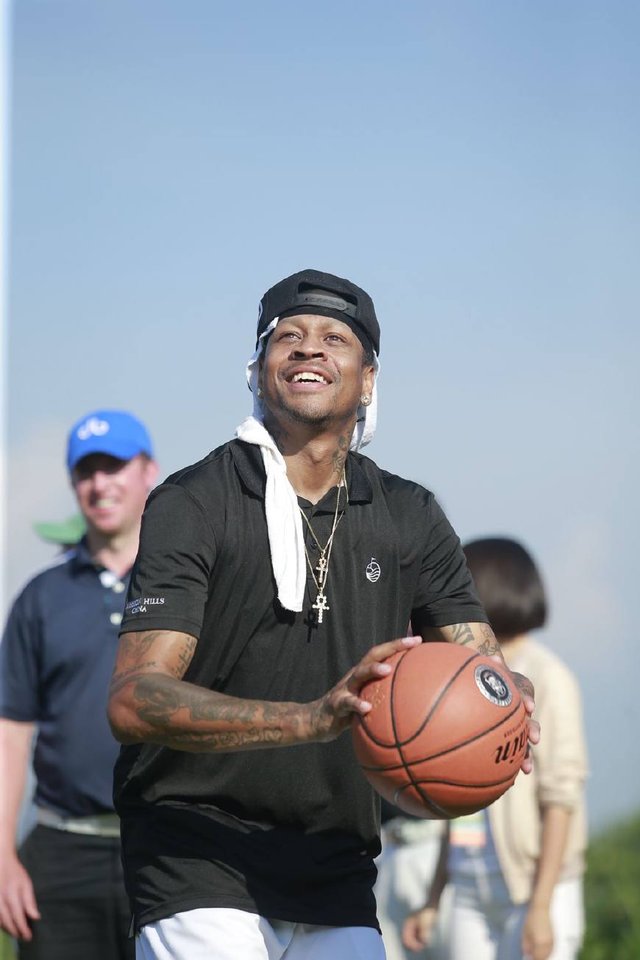 的参与者而 的参与者而